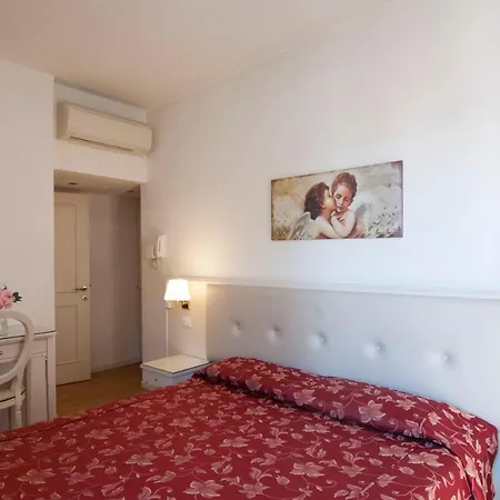 Ai Tolentini Hotel *