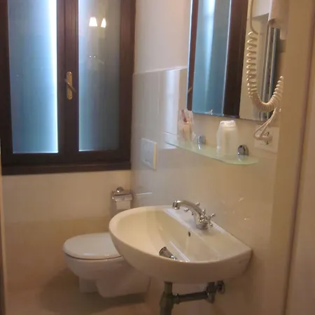 Ai Tolentini * Venice