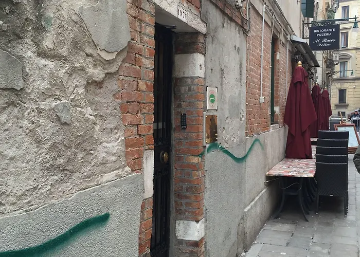 Ai Tolentini Hotel *