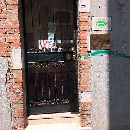 Ai Tolentini * Veneza