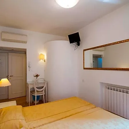 Ai Tolentini Hotel