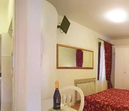 Ai Tolentini