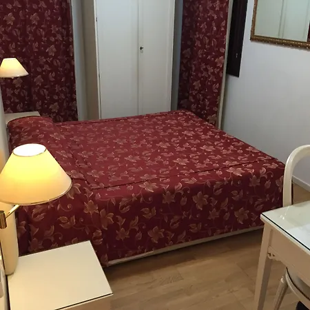 Ai Tolentini Hotel *